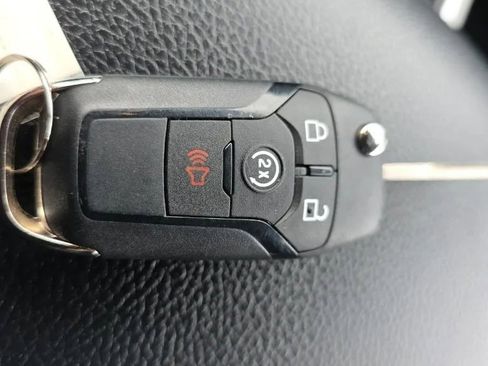 Used 2022 Ford F250 Lariat image 34