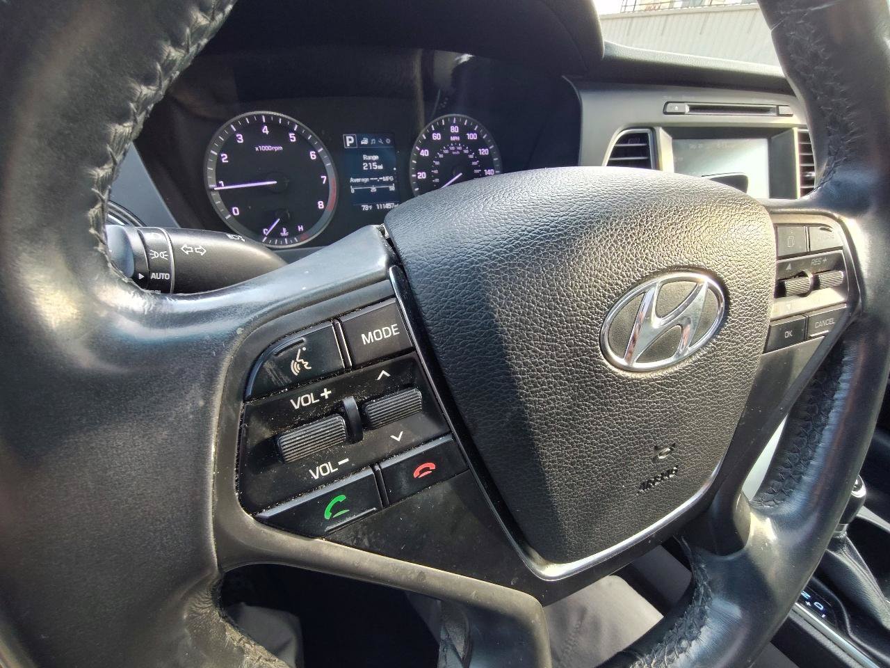 Used 2017 Hyundai Sonata Limited FWD image 16
