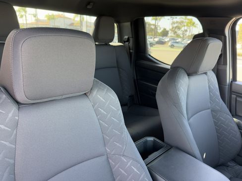 New 2025 Toyota Tacoma SR5 image 3