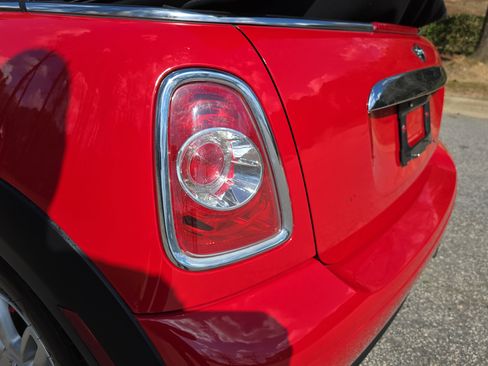 Used 2014 MINI Cooper Convertible image 30
