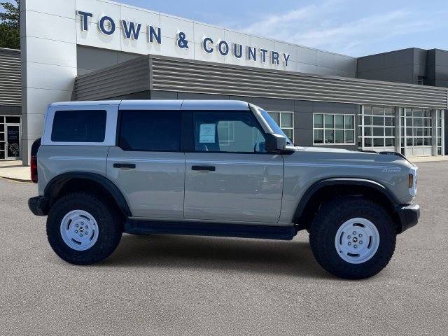 New 2026 Ford Bronco Heritage Edition AWD/4WD image 3