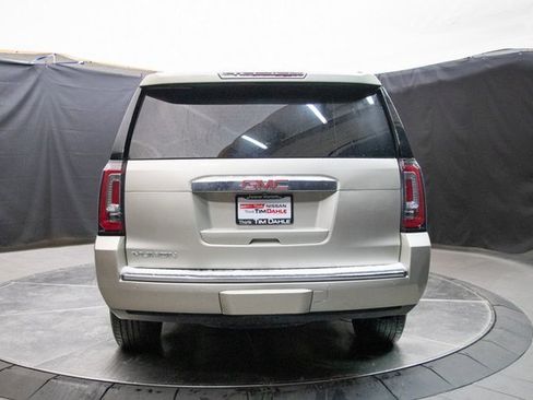Used 2016 GMC Yukon Denali w/ Open Road Package image 11