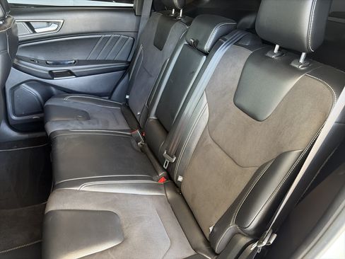 Used 2020 Ford Edge ST w/ Equipment Group 401A AWD/4WD image 12