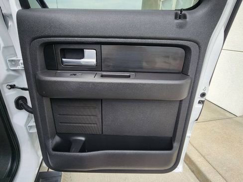 Used 2014 Ford F150 FX4 w/ Equipment Group 402A Luxury AWD/4WD image 22