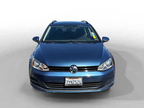 Used 2017 Volkswagen Golf S FWD image 8