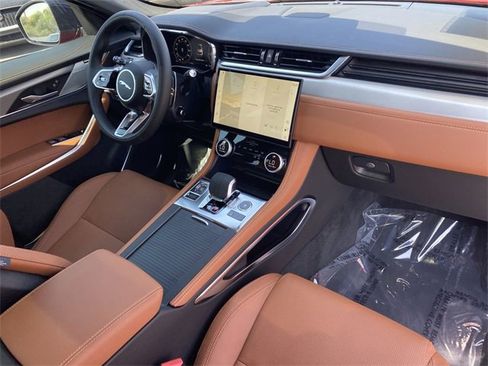 New 2025 Jaguar F-PACE R-Dynamic S image 12