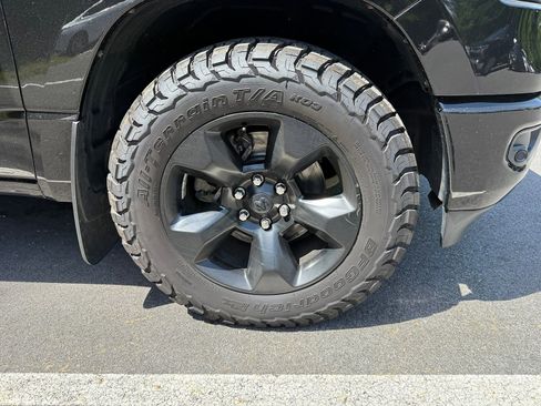 Used 2019 RAM 1500 Big Horn AWD/4WD image 10