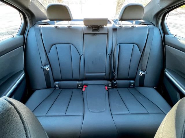 Used 2021 BMW 330i Sedan w/ Convenience Package RWD image 27