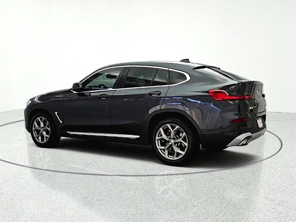 Used 2022 BMW X4 xDrive30i AWD/4WD image 4