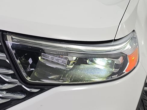 Used 2020 Ford Explorer Platinum w/ Premium Technology Package image 33