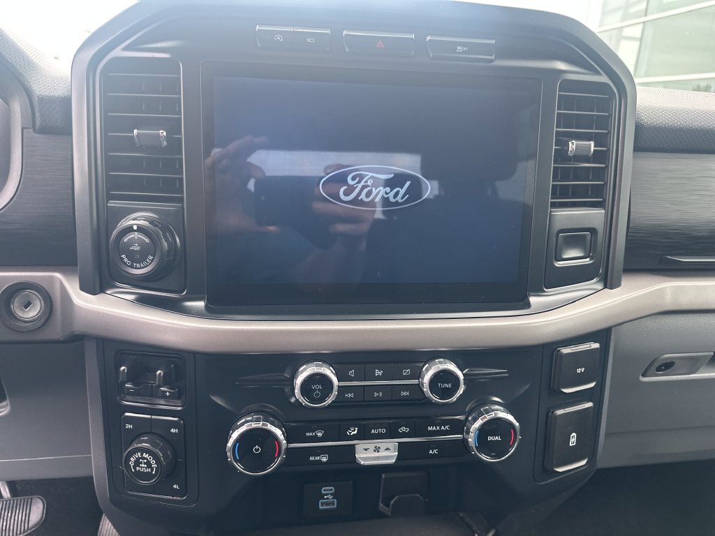 Used 2024 Ford F150 XLT w/ Tow/Haul Package AWD/4WD image 17