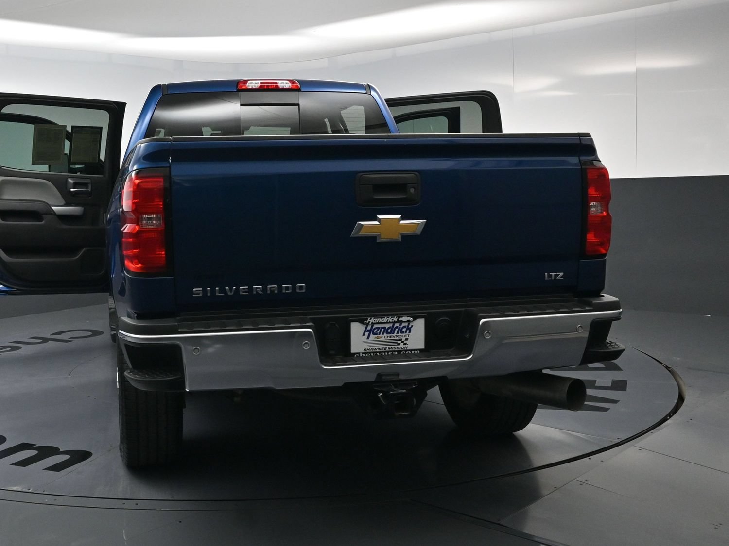 Used 2019 Chevrolet Silverado 2500 LTZ w/ Duramax Plus Package AWD/4WD image 28