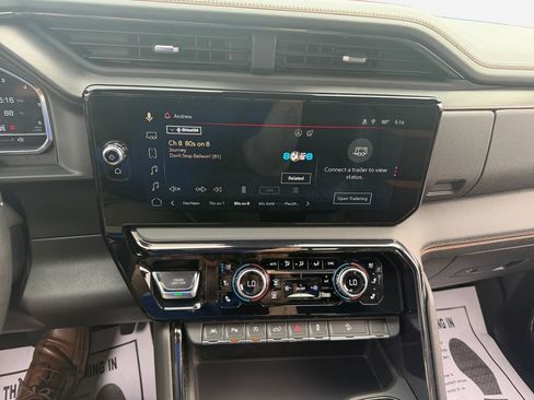 Certified 2024 GMC Sierra 1500 AT4 w/ Technology Package AWD/4WD image 22