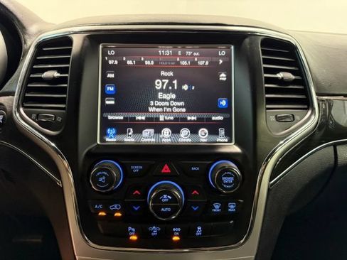 Used 2015 Jeep Grand Cherokee High Altitude RWD image 18
