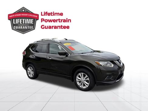 Used 2016 Nissan Rogue SV w/ SV Premium Package AWD/4WD image 9