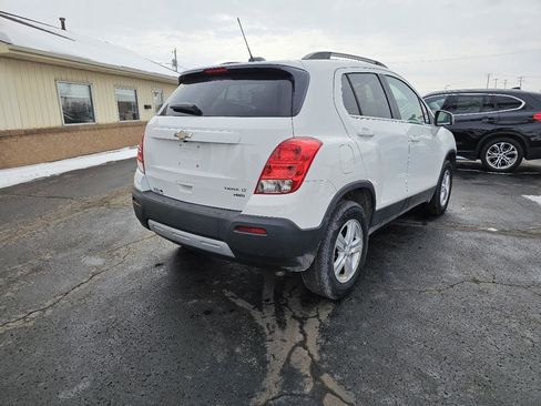 Used 2016 Chevrolet Trax LT w/ LT Convenience Package AWD/4WD image 28