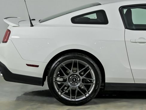 Used 2012 Ford Mustang Shelby GT500 w/ SVT Performance Pkg RWD image 13