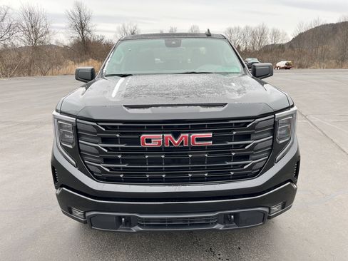New 2026 GMC Sierra 1500 Elevation image 2