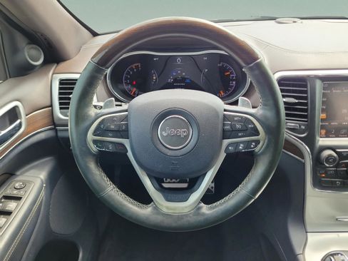 Used 2014 Jeep Grand Cherokee Overland w/ Advanced Technology Group RWD image 12