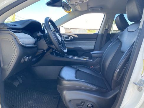 Used 2022 Jeep Compass Latitude w/ Convenience Group image 17