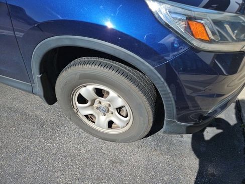 Used 2015 Honda CR-V LX image 4