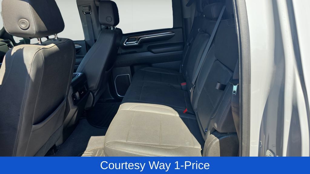 Used 2024 Chevrolet Silverado 2500 LT w/ Z71 Sport Edition AWD/4WD image 13