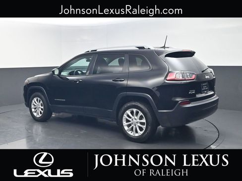 Used 2020 Jeep Cherokee Latitude AWD/4WD image 7