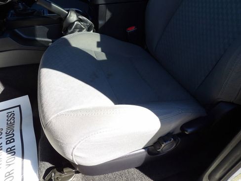 Used 2021 Toyota Tacoma SR RWD image 18