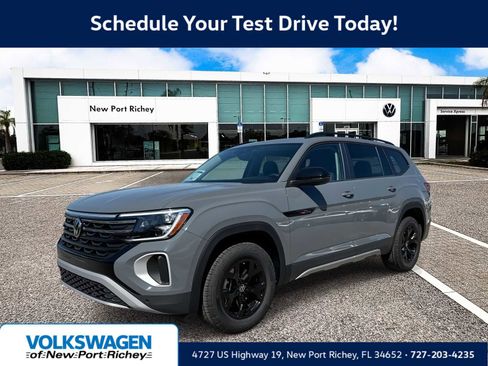 New 2026 Volkswagen Atlas Peak Edition AWD/4WD image 1