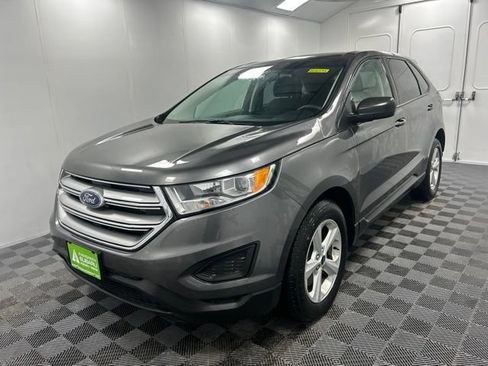 Used 2017 Ford Edge SE AWD/4WD image 3