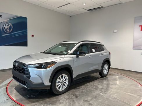 New 2026 Toyota Corolla Cross LE image 2