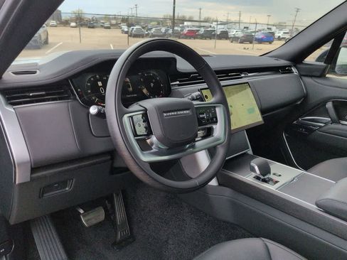 New 2026 Land Rover Range Rover SE AWD/4WD image 2