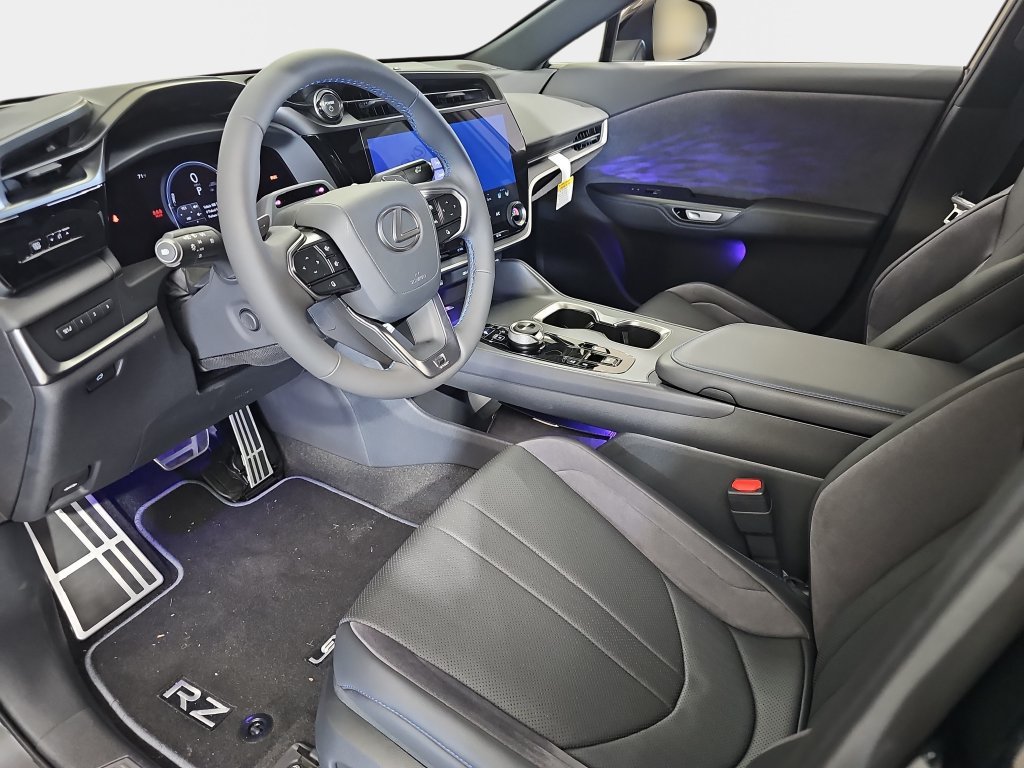 New 2026 Lexus RZ 450e AWD image 16