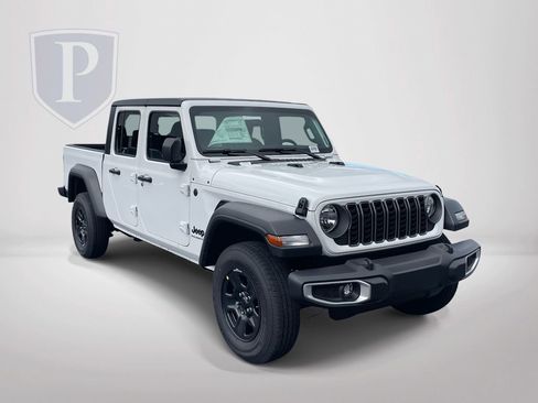 New 2026 Jeep Gladiator Sport image 2