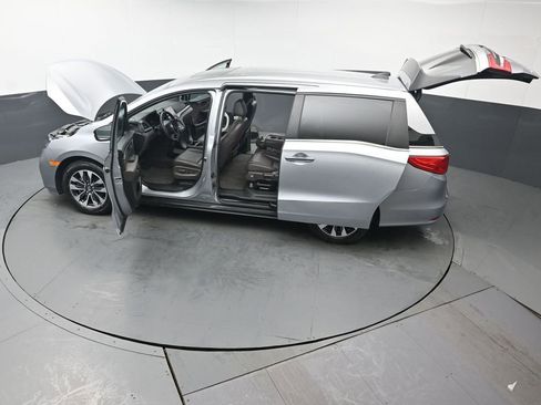 Used 2023 Honda Odyssey EX-L image 46