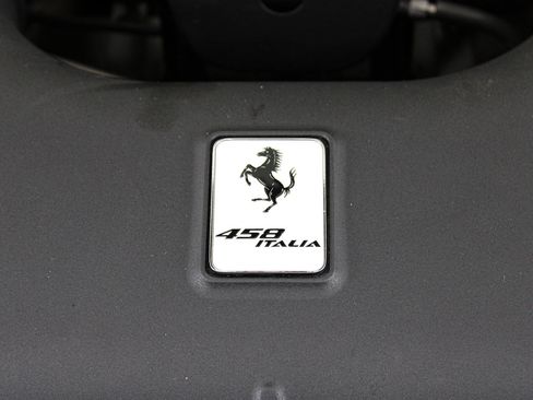 Used 2015 Ferrari 458 Italia Coupe RWD image 44
