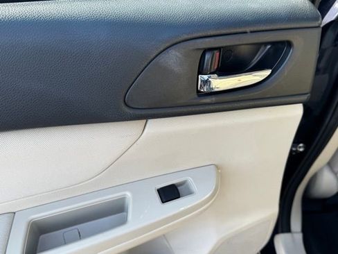 Used 2014 Subaru Impreza 2.0i Sport Premium image 16