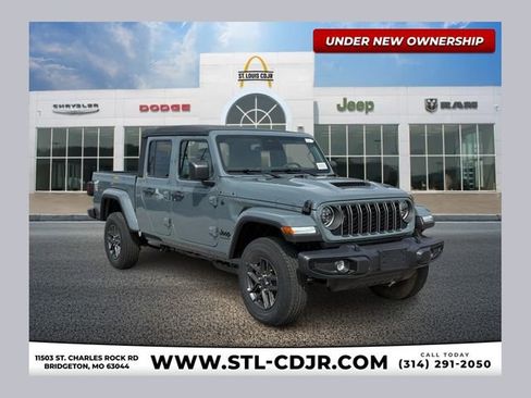 New 2026 Jeep Gladiator Sport image 1