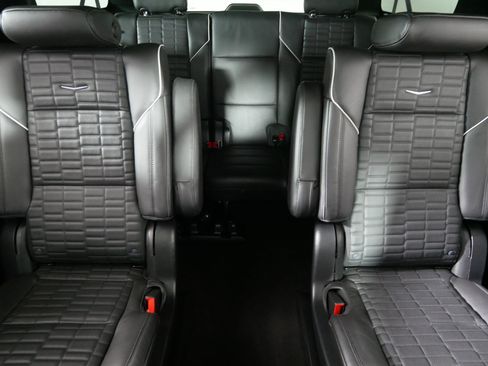 Used 2023 Cadillac Escalade ESV Premium Luxury Platinum w/ LPO, Floor Liner Package AWD/4WD image 13