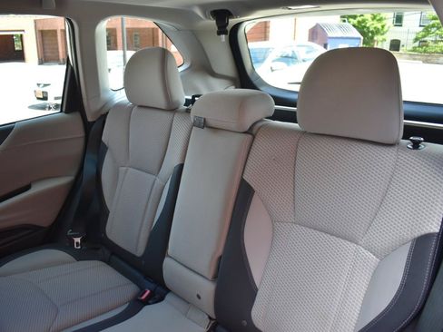 Used 2020 Subaru Forester Premium w/ Popular Package #1 AWD/4WD image 15