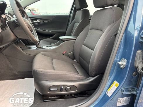 Used 2024 Chevrolet Malibu LT FWD image 11