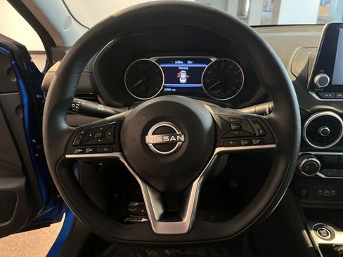 Used 2025 Nissan Sentra SV image 28