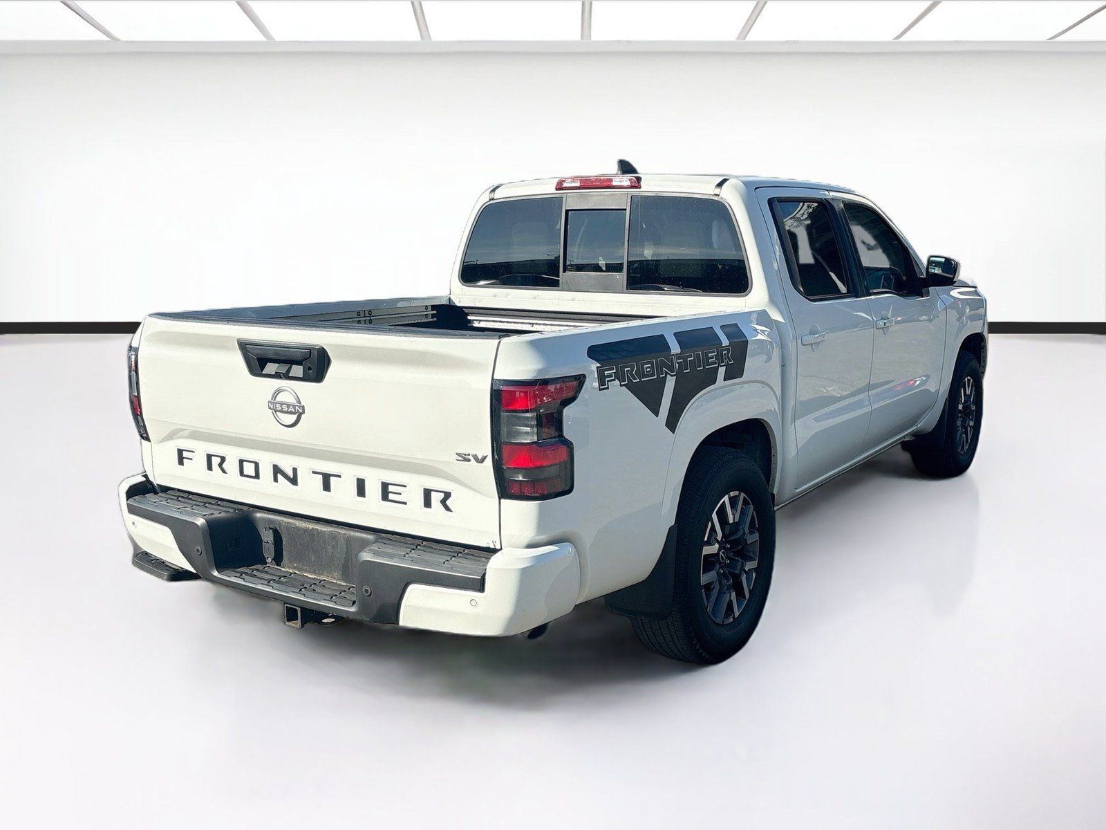 Used 2022 Nissan Frontier SV RWD image 4