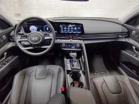 New 2026 Hyundai Elantra Limited FWD image 37