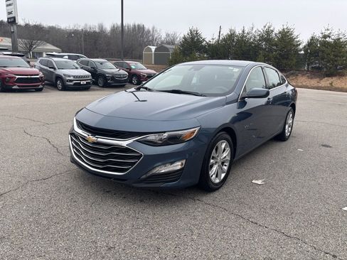Used 2024 Chevrolet Malibu LT image 3