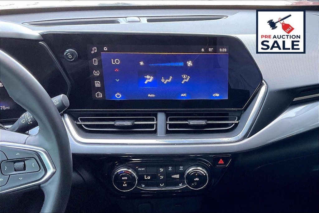 Used 2024 Chevrolet Trax ACTIV w/ Driver Confidence Package FWD image 6