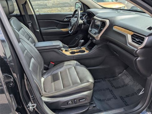 Used 2018 GMC Acadia Denali AWD/4WD image 10