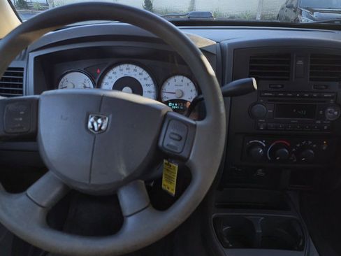 Used 2006 Dodge Dakota ST w/ Sport Appearance Group image 19