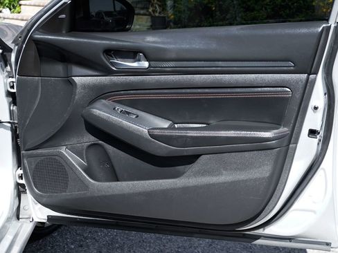 Used 2020 Nissan Altima 2.5 SR image 35