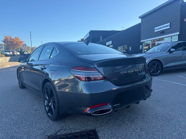 Used 2022 Genesis G70 3.3T w/ Sport Advanced Package AWD/4WD image 9